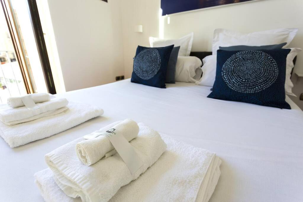 Appartement Dimora Donna Vittoria à Bari Extérieur photo